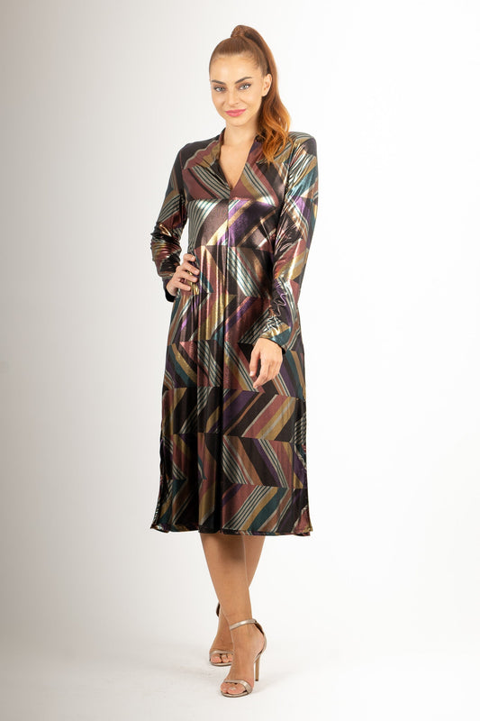 V-neckline Midi dress