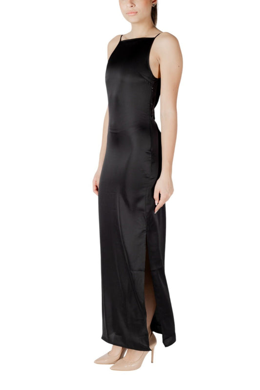 ONLY Women’s Black Square Neck Dress