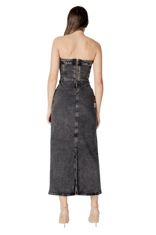 Ichi Women’s Black Sleeveless Dress
