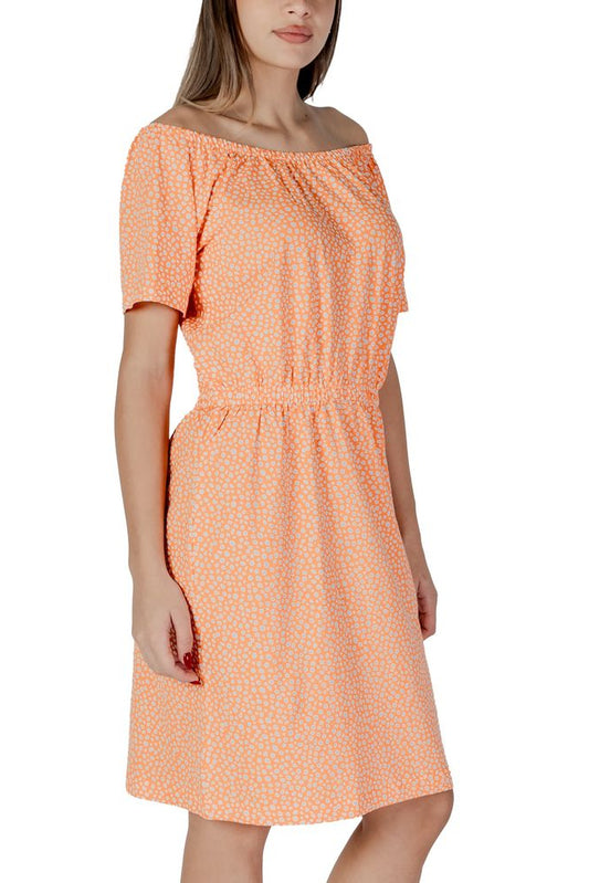 B.Young Orange Cotton Short