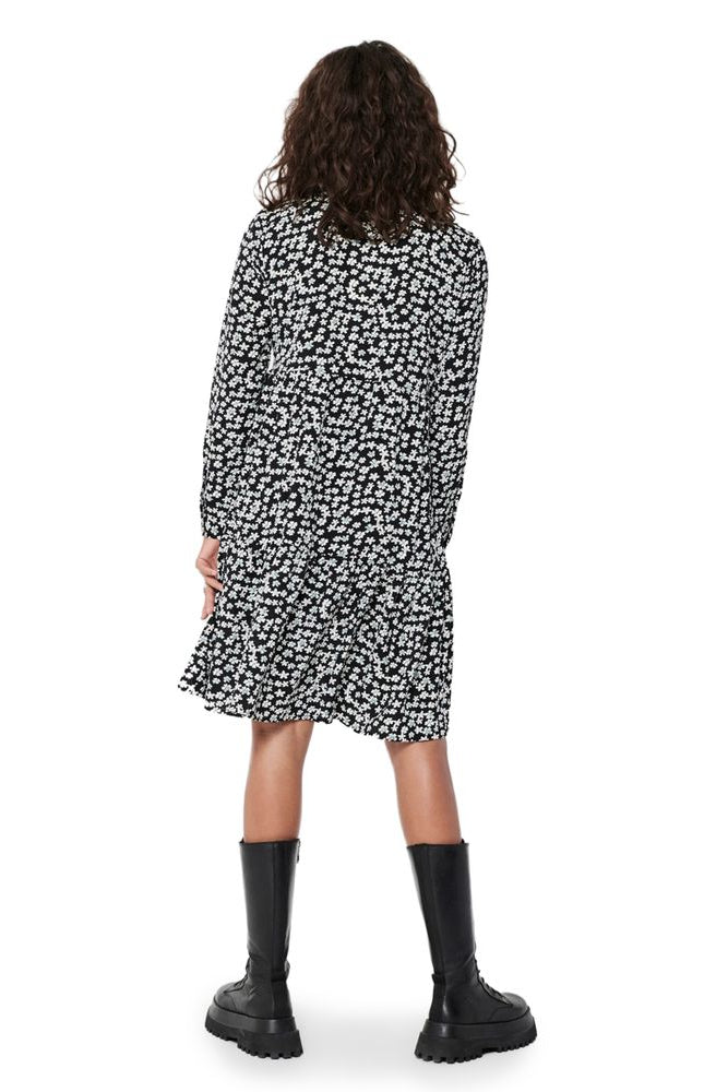 MessedByDress-EU