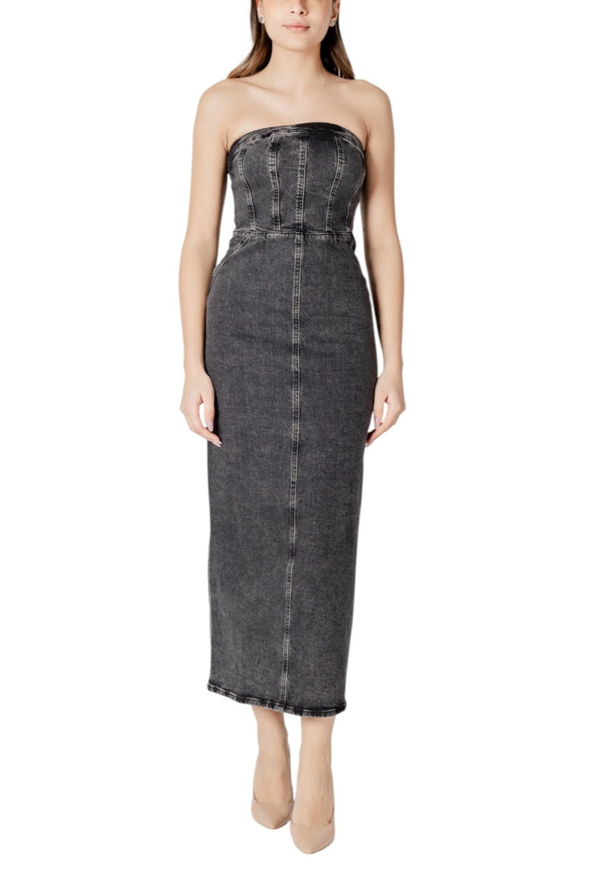 Ichi Women’s Black Sleeveless Dress