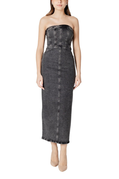 Ichi Women’s Black Sleeveless Dress